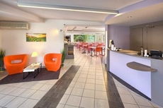 Hotel Formule Club Bordeaux Cenon