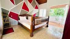 Canberra Holidays - Mirissa