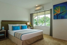 Acuatico Beach Resort