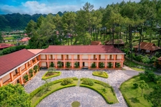 Phoenix Moc Chau Hotel