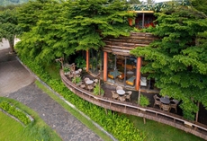 Phoenix Moc Chau Hotel