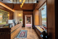 La Danse Sacree Hotel