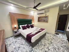 All Season Residency