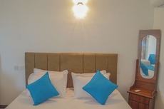 Blue Water Paradise Akurala