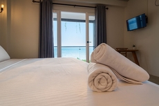 Goalie Beachfront Resort