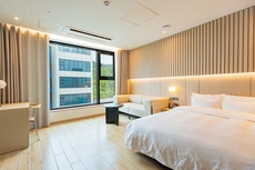 HOUNDHOTELDAEGUHYUKSIN