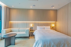 HOUNDHOTELDAEGUHYUKSIN