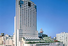 広島中心部にそびえる高層ホテル
