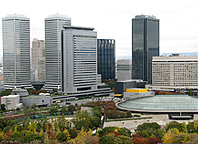 大阪ビジネスパーク。右下に大阪城ホールが見える