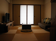 畳のリビングを持った客室は外国人に人気